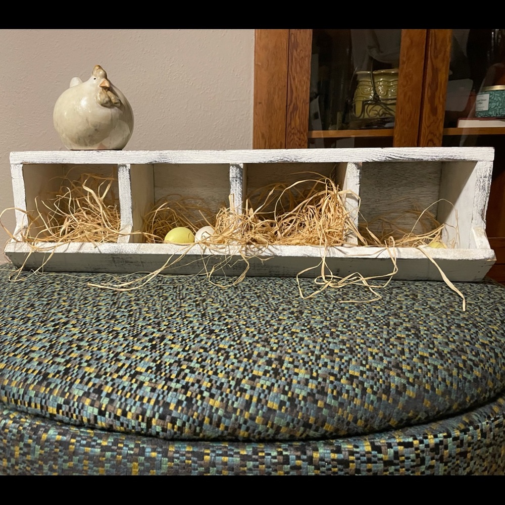 Chicken roosting decor